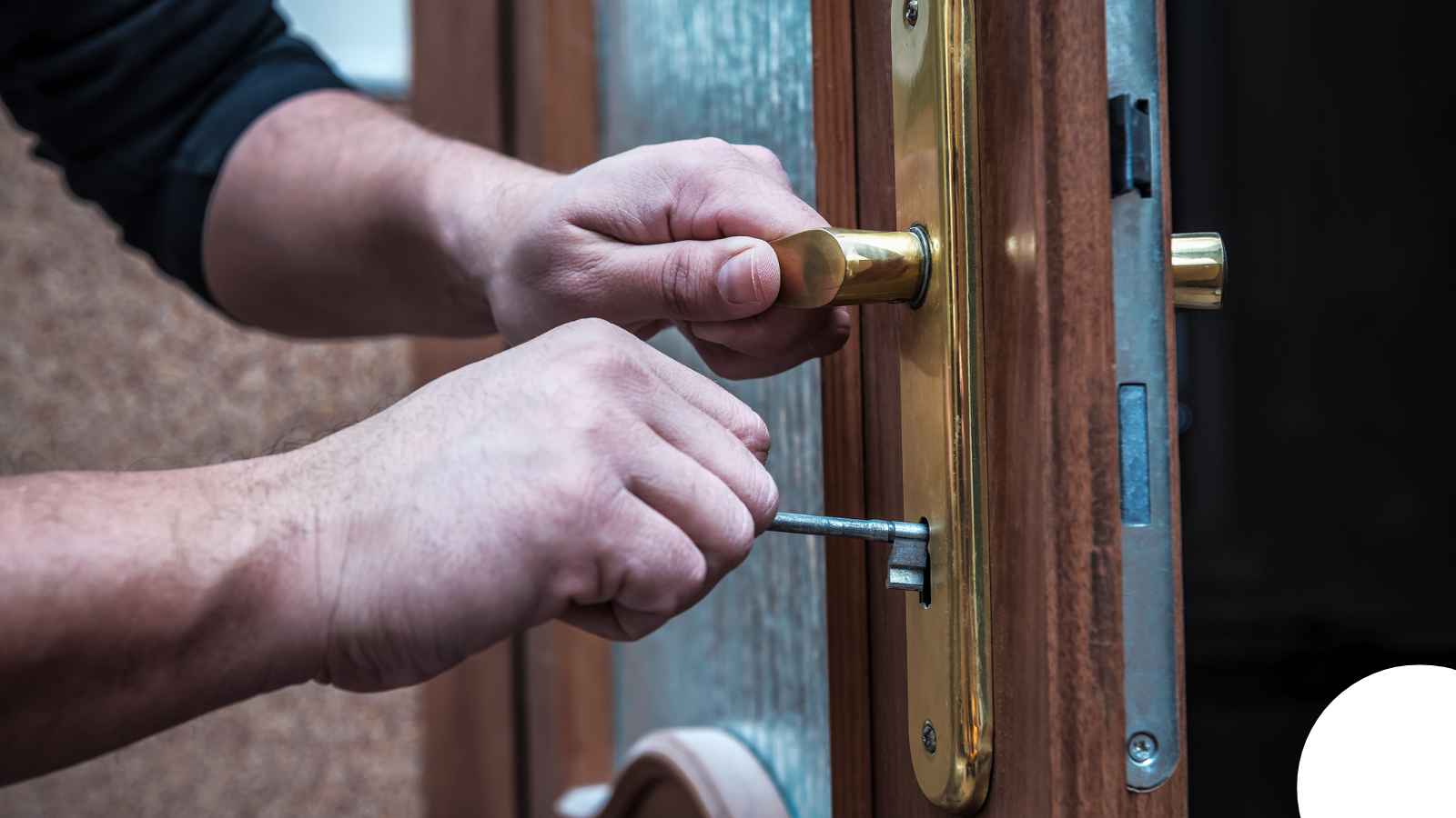 Locksmith in San Antonio, TX — Christopher Car Key Duplication Locksmith in San Antonio, TX — Christopher Car Key Duplication