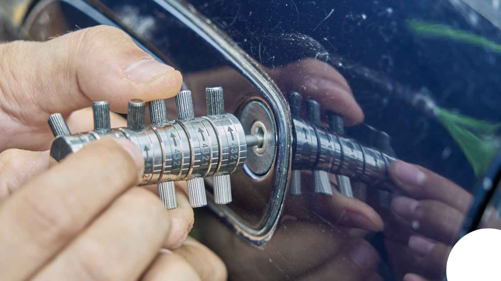 Locksmith in San Antonio, TX — Christopher Car Key Duplication Locksmith in San Antonio, TX — Christopher Car Key Duplication
